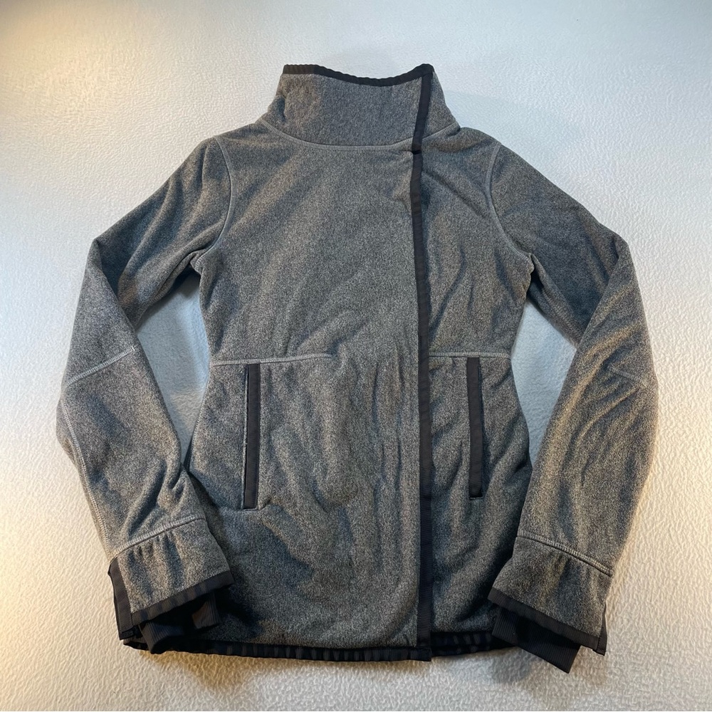 Ivivva Girls Big Business Wrap Jacket Size 12 by Lululemon - Picture 2 of 15